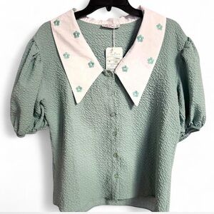 Green Textured Puff-Sleeve Blouse with Embroidered White Collar